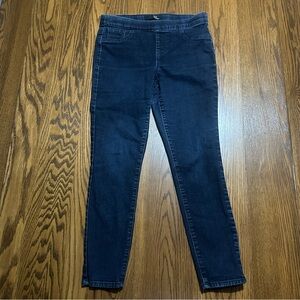 1822 Denim women’s jeans stretchy waist dark wash size 8